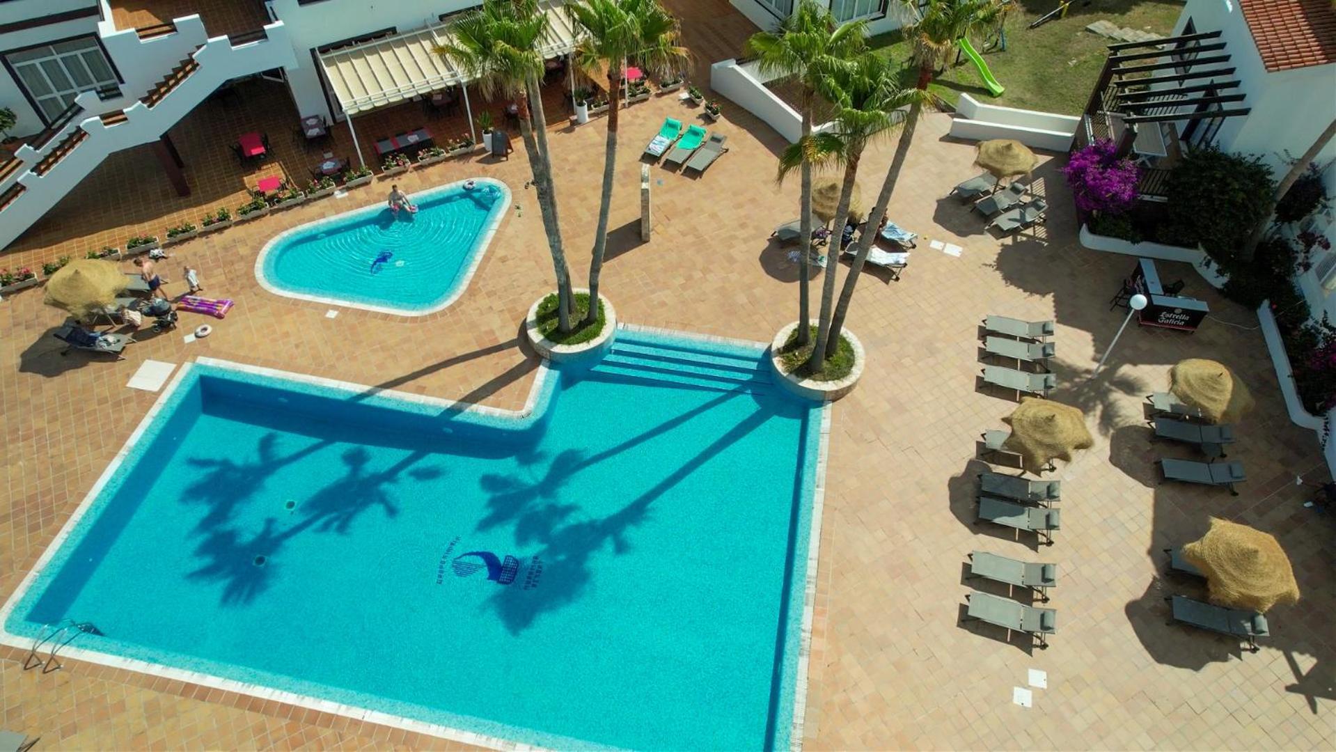 Nuramar Aparthotel กาลาเอนบอสช์ ภายนอก รูปภาพ